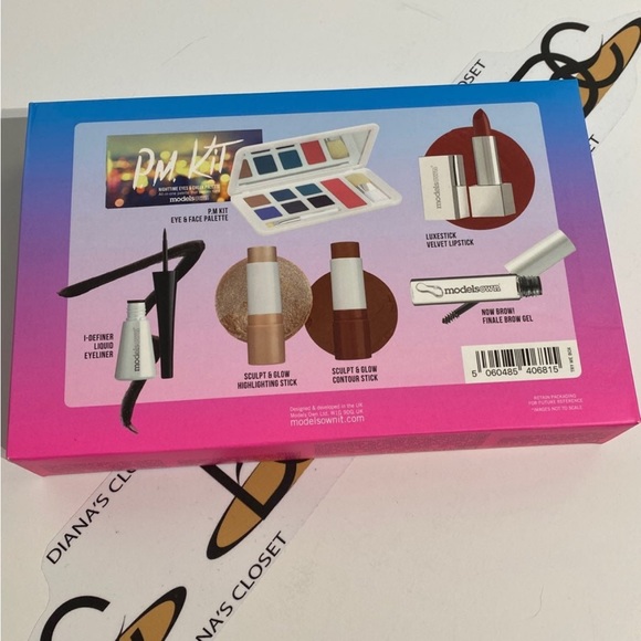 Models Own Makeup Set - Picture 3 of 6